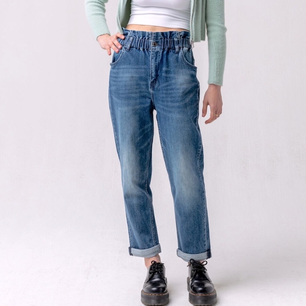 Vervet Los Angeles | Womens High Rise Jeans with Paper Bag Waist - Size 26